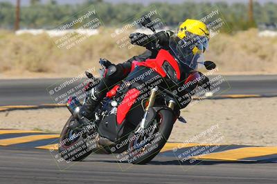media/Nov-06-2023-Moto Forza (Mon) [[ce023d0744]]/4-Beginner Group/Session 3 (Turn 16)/